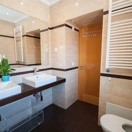 Binny'S House Cascais - Renting Rooms Not The Whole House Alcabideche Exterior photo