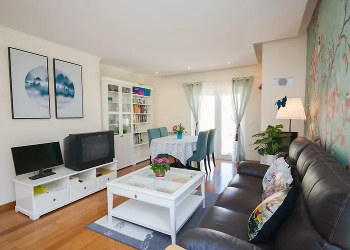 Binny\'S House Cascais - Renting Rooms Not The Whole House